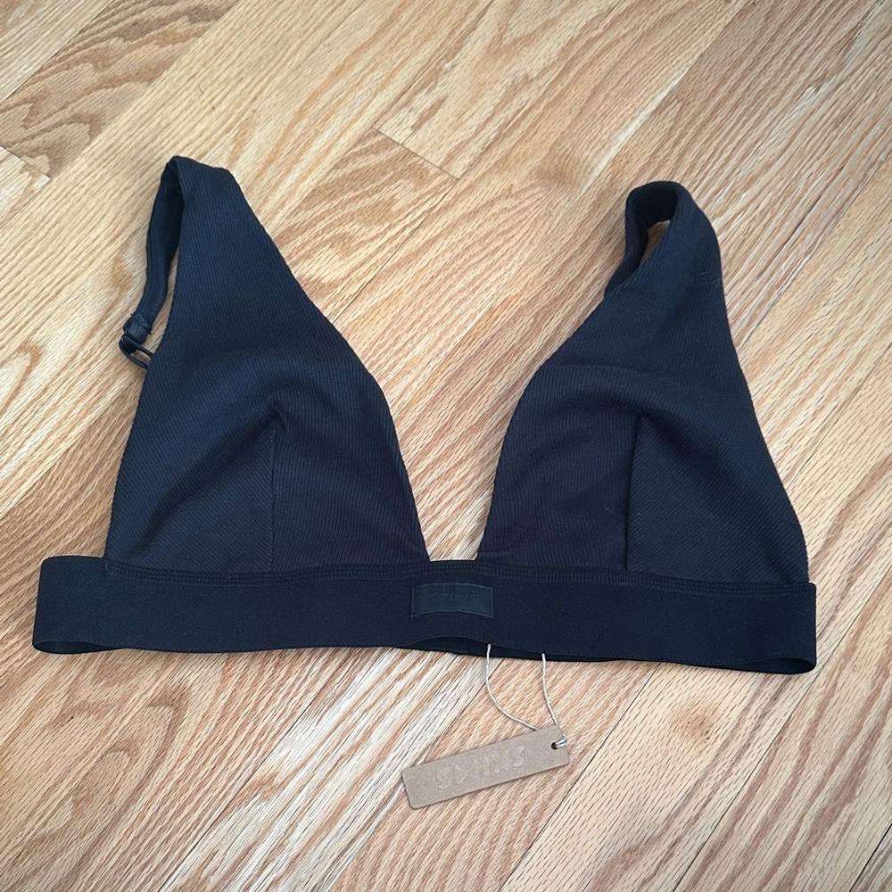 SKIMS Black Triangle Bralette